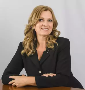 Emma Dufresne, Red Deer, Real Estate Agent